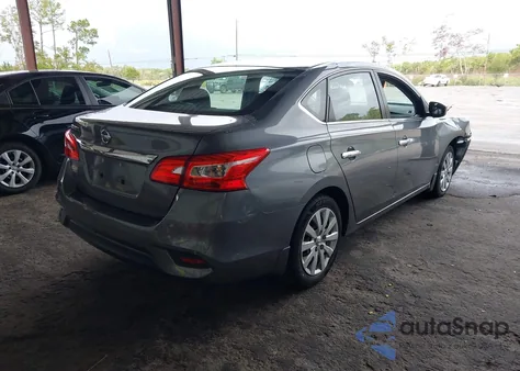 2018 Nissan Sentra S из США, поврежденный, VIN 3N1AB7AP8JY337321